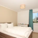 Strandresort Rex Rugia Ferienwohnung 13-5 Mit Sauna- Und Schwimmbadnutzung Im Ahoi Sellin アパート ロープベ