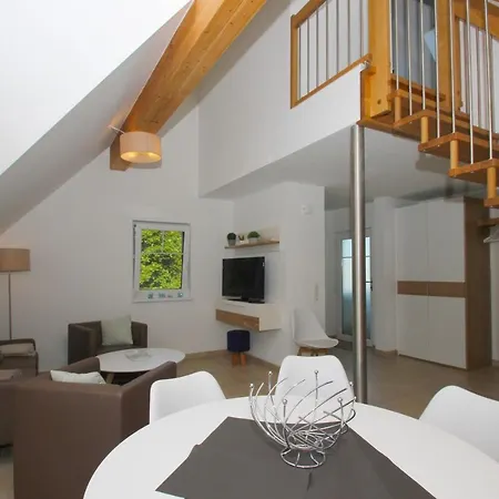 Apartmán Strandnahe Mit Balkon, Gratis Nutzung Vom Ahoi Erlebnisbad Und Sauna In Sellin - Rex Rugia 13-5 *